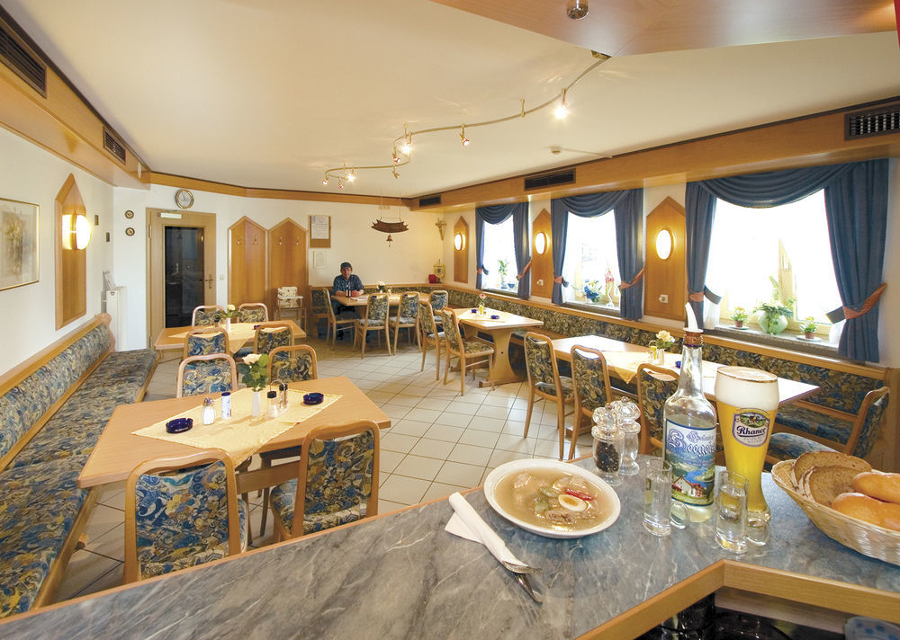 Panorama-Hotel Am See Neunburg vorm Wald Exterior photo